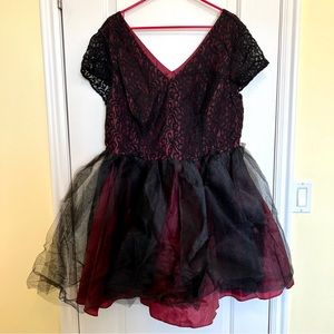 ASOS Curve Black and Burgundy Lace Tulle Party Dress GUC